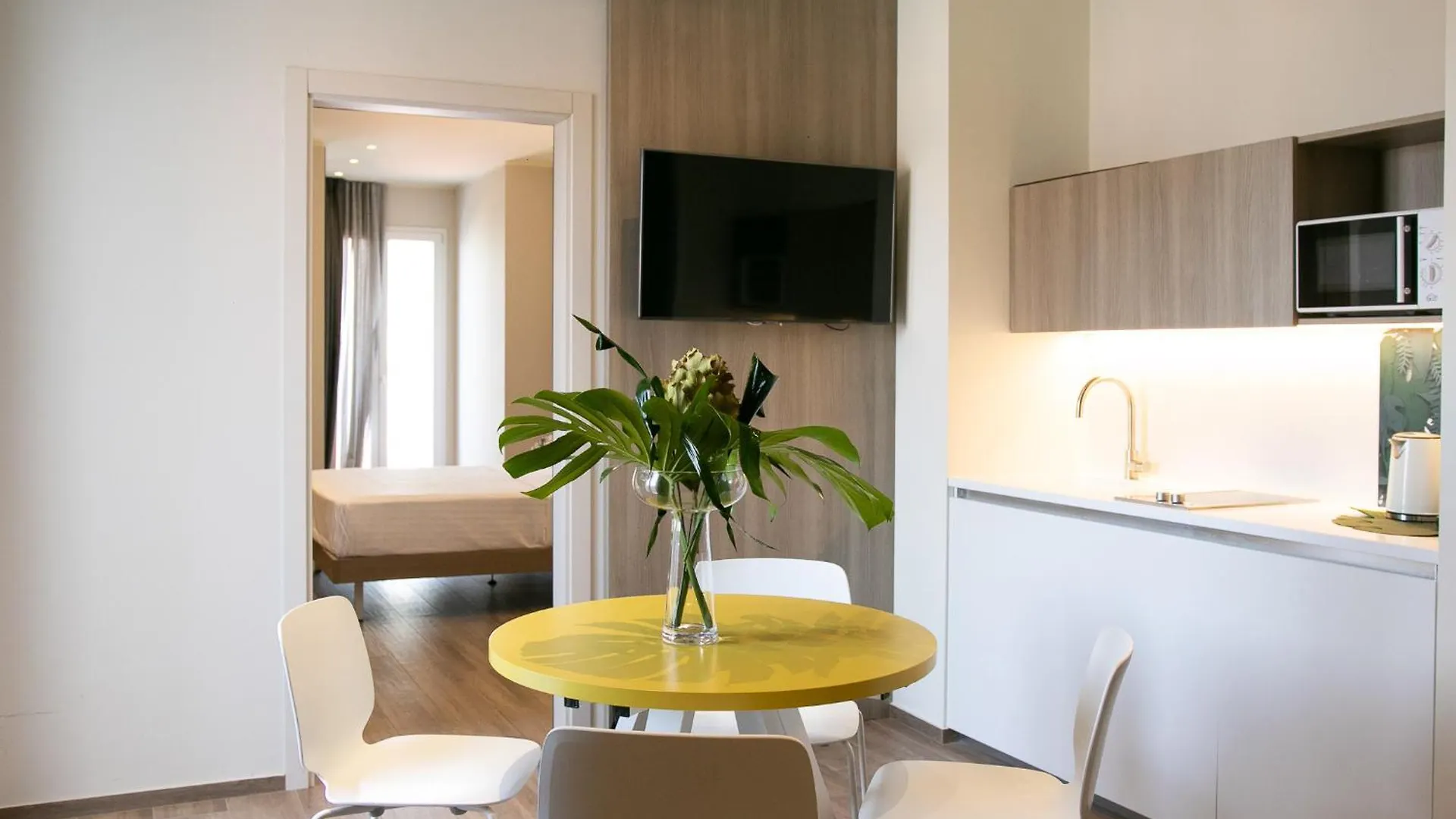 Hotel Hollywood Rimini 3*,
