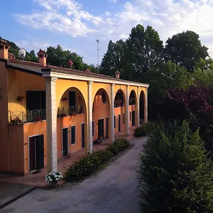 https://appartamento-di-andrea.hotelinveneto.com